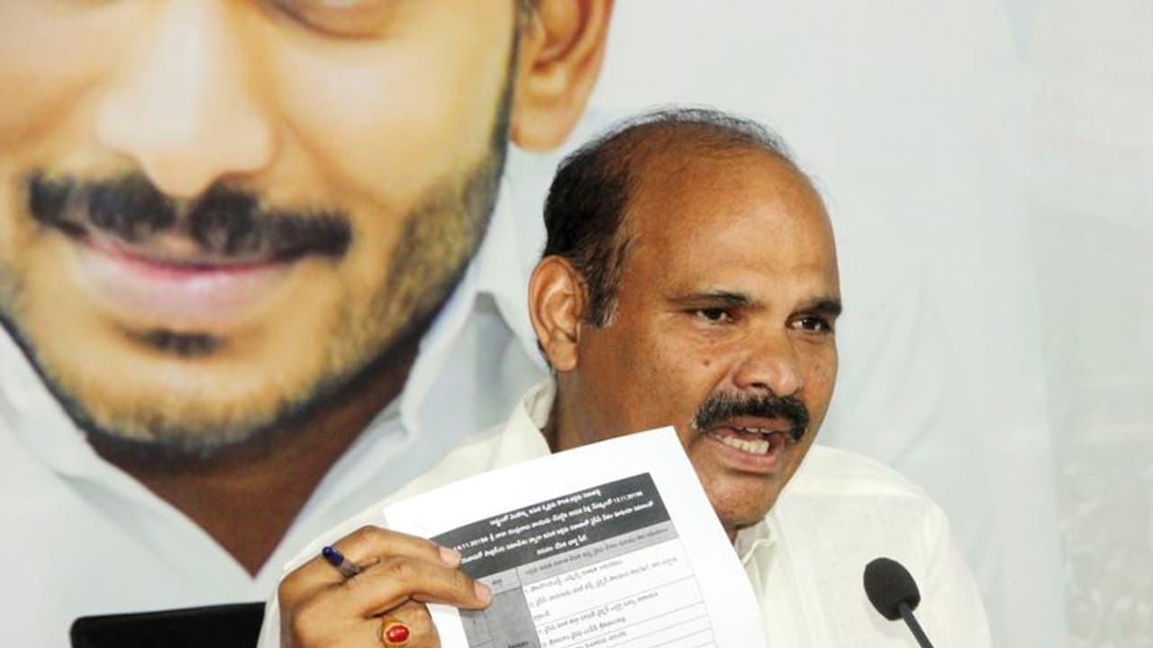 ఎమ్మెల్యే పార్థసారథి వైసీపీని వీడతారా? అసంతృప్తి వెనుక అంతర్యమేమిటి? ఎమ్మెల్యే పార్థసారథి వైసీపీని వీడతారా? అసంతృప్తి వెనుక అంతర్యమేమిటి?