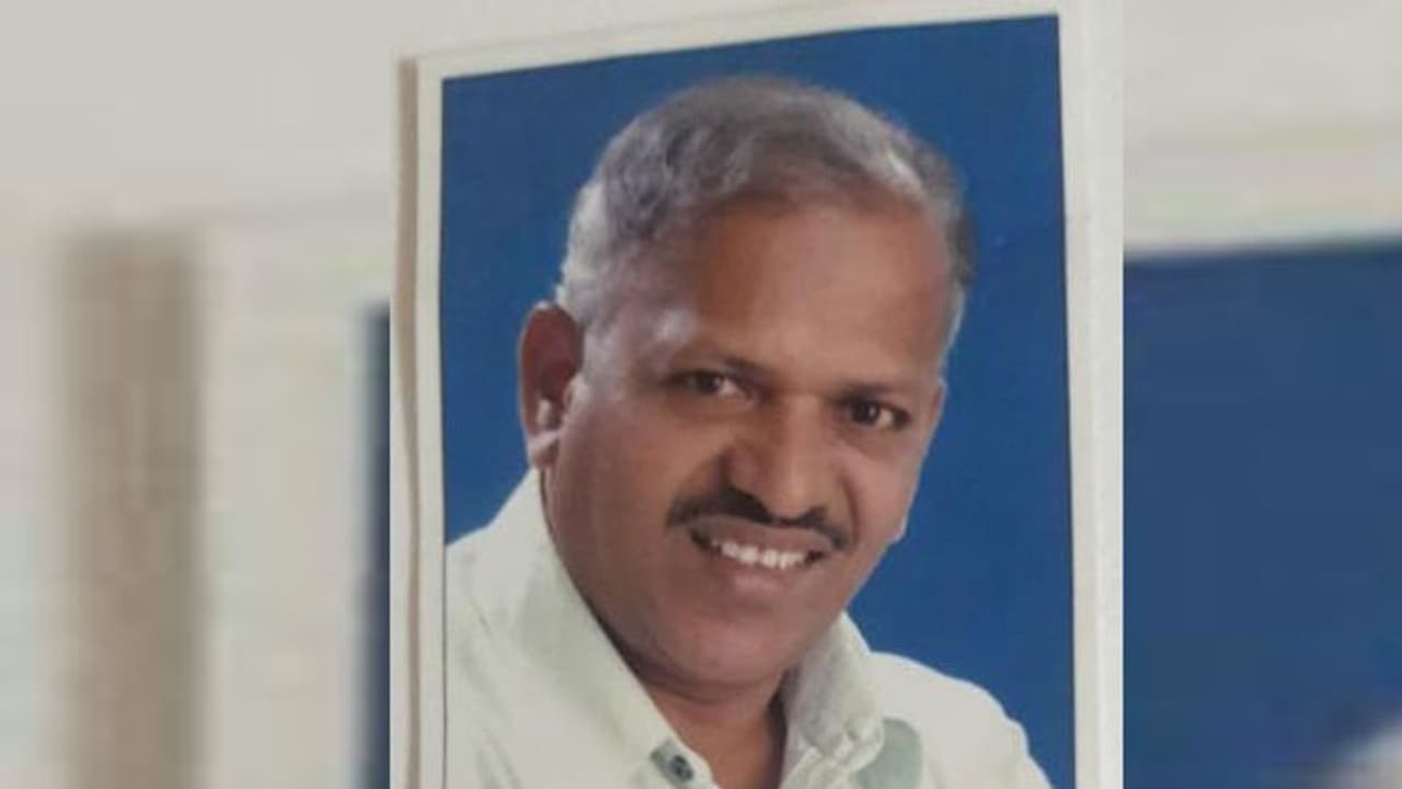 సిరాజుద్దీన్ తెలుగు కవిత: సిరా ప్రశ్న సిరాజుద్దీన్ తెలుగు కవిత: సిరా ప్రశ్న