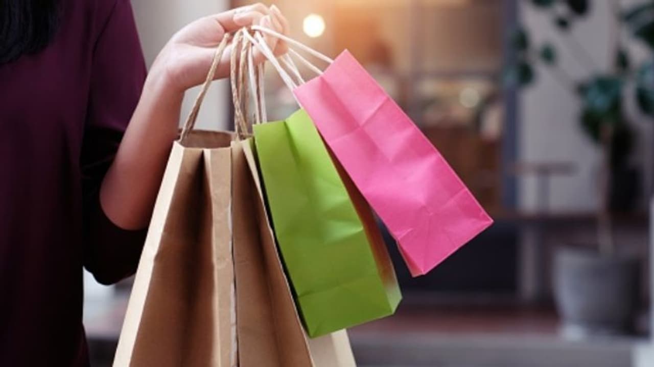 দেখা মাত্রই কেনা চাই, জেনে নিন স্বভাব নিয়ন্ত্রণে আনার ফান্ডা দেখা মাত্রই কেনা চাই, জেনে নিন স্বভাব নিয়ন্ত্রণে আনার ফান্ডা