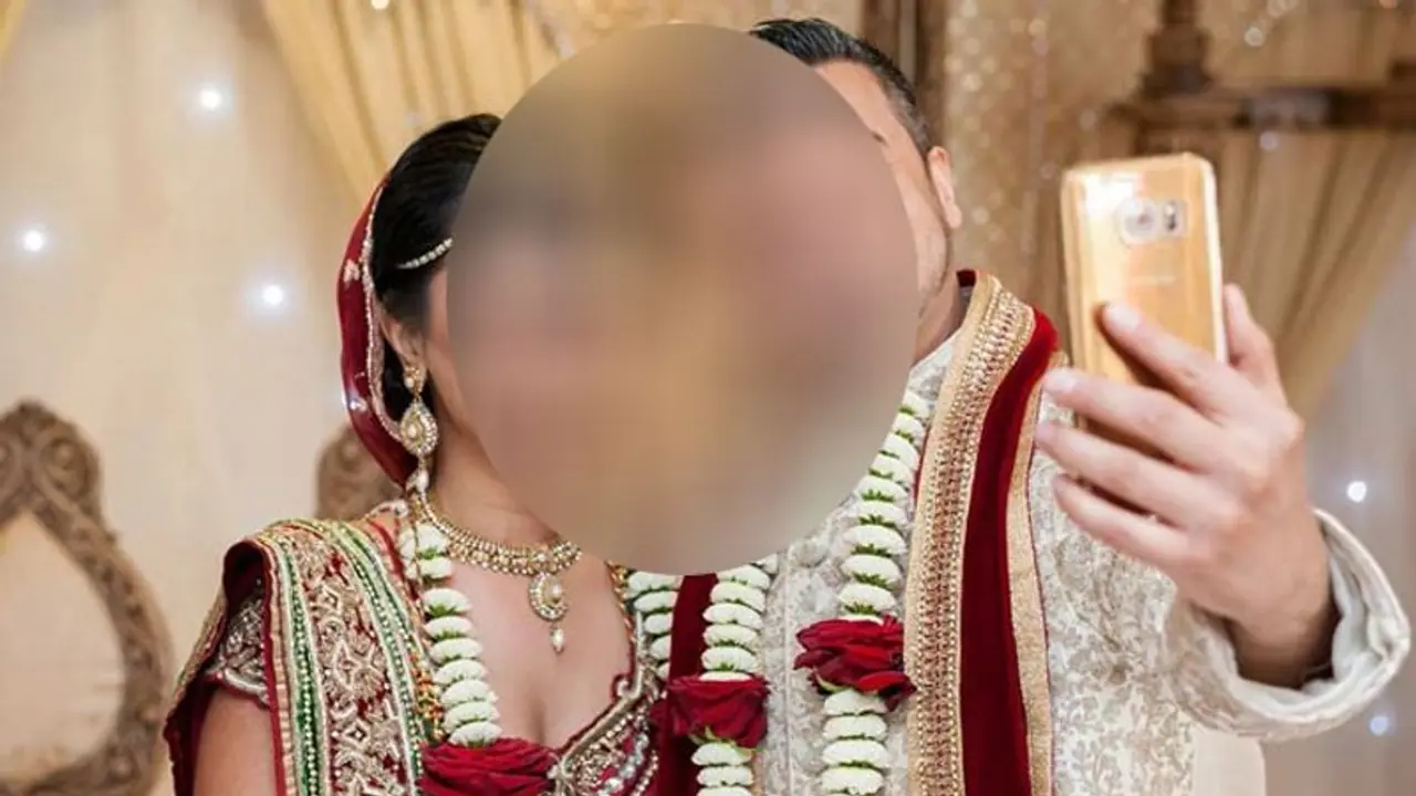 தாலி கட்டும் கடைசி நேரத்தில் வேலையை காட்டிய மாப்பிள்ளை.. மணமேடையில் குலுங்கி குலுங்கி அழுத மணப்பெண்..! தாலி கட்டும் கடைசி நேரத்தில் வேலையை காட்டிய மாப்பிள்ளை.. மணமேடையில் குலுங்கி குலுங்கி அழுத மணப்பெண்..!