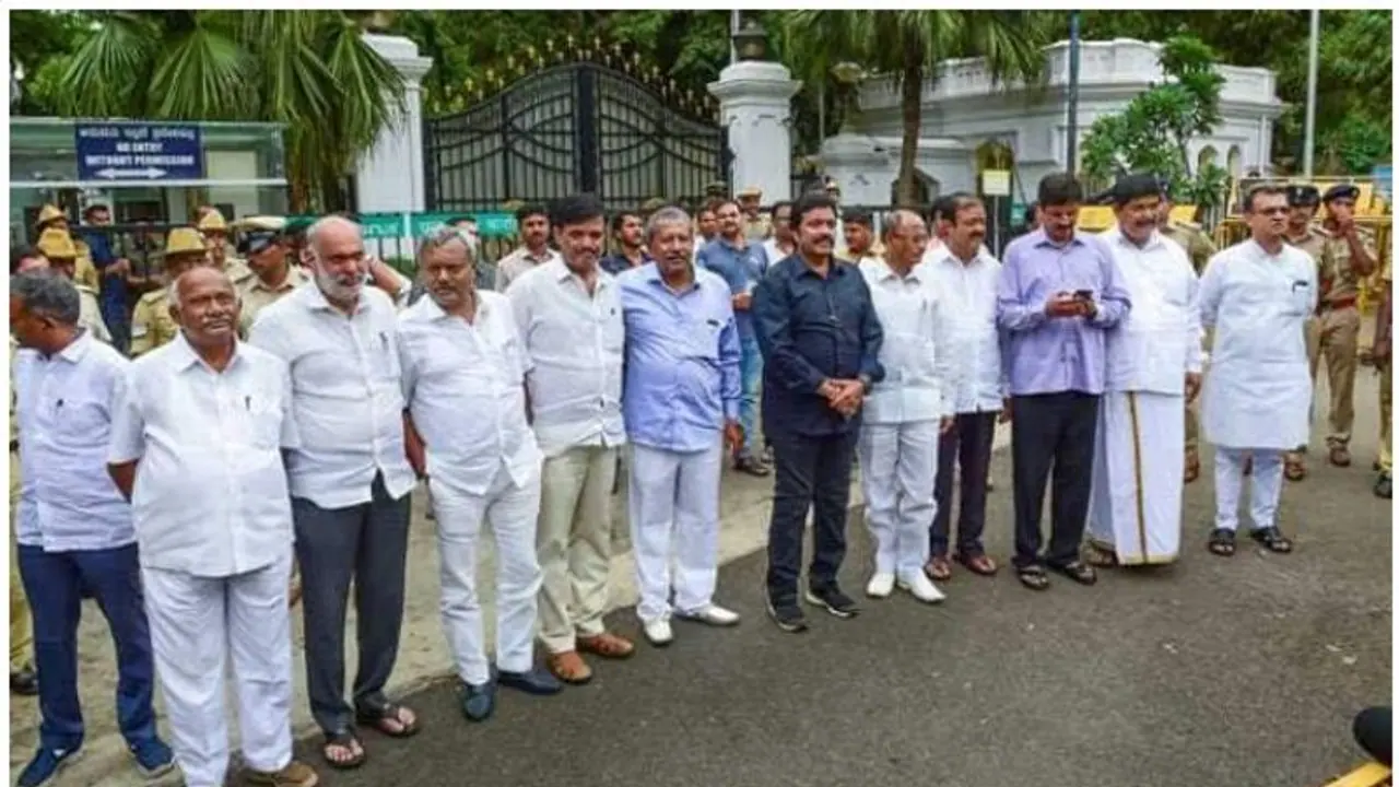 ಒಗ್ಗಟ್ಟಿನಿಂದ BSY ಕುರ್ಚಿ ಗಟ್ಟಿಗೊಳಿಸಿದ ಶಾಸಕರಲ್ಲೇ ಭಿನ್ನಮತ ಸ್ಫೋಟ..?