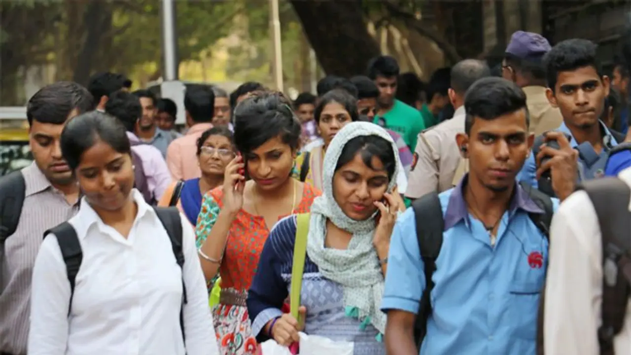 भारी कर्ज से ठप हो सकता है इस कंपनी का कारोबार, देश के लाखों यूजर्स को होगी दिक्कत भारी कर्ज से ठप हो सकता है इस कंपनी का कारोबार, देश के लाखों यूजर्स को होगी दिक्कत