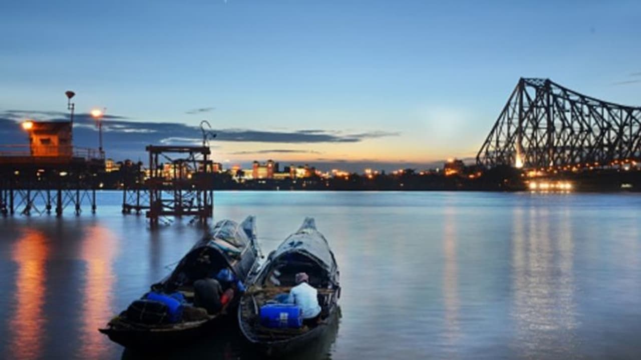 সকাল সন্ধ্যায় শীতের আমেজ চলবে, বলছে আবহাওয়া দফতর সকাল সন্ধ্যায় শীতের আমেজ চলবে, বলছে আবহাওয়া দফতর