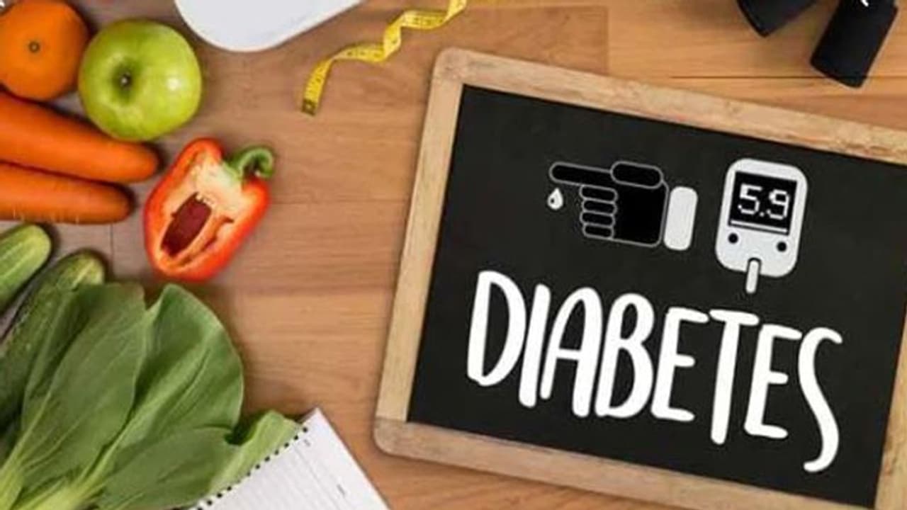 പ്രമേഹം നിയന്ത്രിക്കാൻ സഹായിക്കുന്ന 6 ഭക്ഷണങ്ങൾ പ്രമേഹം നിയന്ത്രിക്കാൻ സഹായിക്കുന്ന 6 ഭക്ഷണങ്ങൾ