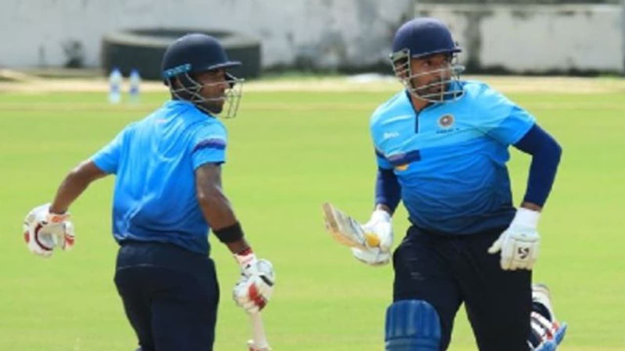 മുന്നിര താരങ്ങള് നിരാശപ്പെടുത്തി; സയിദ് മുഷ്താഖ് അലിയില് ആന്ധ്രയ്ക്കെതിരെ കേരളത്തിന് ചെറിയ സ്കോര് മുന്നിര താരങ്ങള് നിരാശപ്പെടുത്തി; സയിദ് മുഷ്താഖ് അലിയില് ആന്ധ്രയ്ക്കെതിരെ കേരളത്തിന് ചെറിയ സ്കോര്