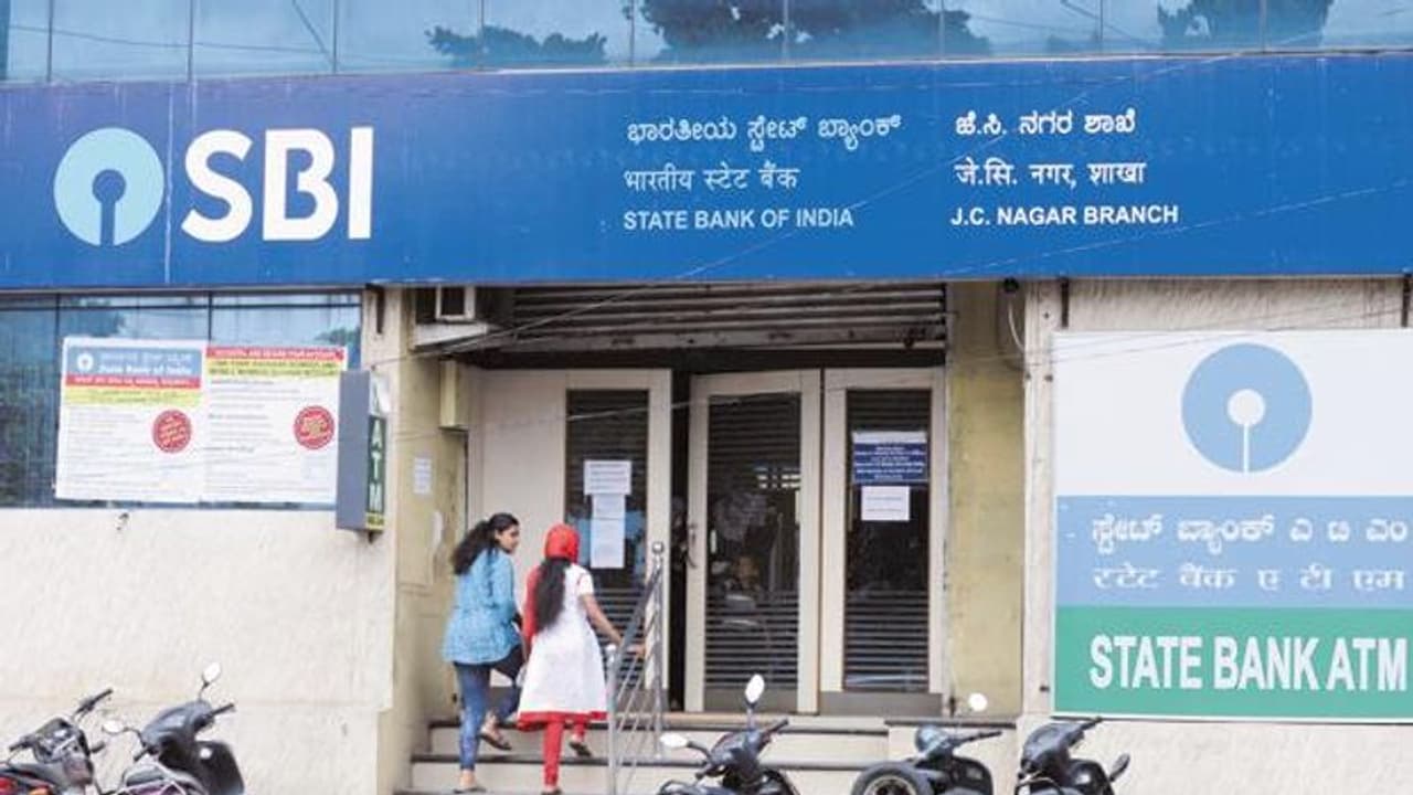 ఎస్బిఐ కస్టమర్లకు గుడ్న్యూస్.. సూపర్ క్యాష్బ్యాక్ ఆఫర్ ఎస్బిఐ కస్టమర్లకు గుడ్న్యూస్.. సూపర్ క్యాష్బ్యాక్ ఆఫర్