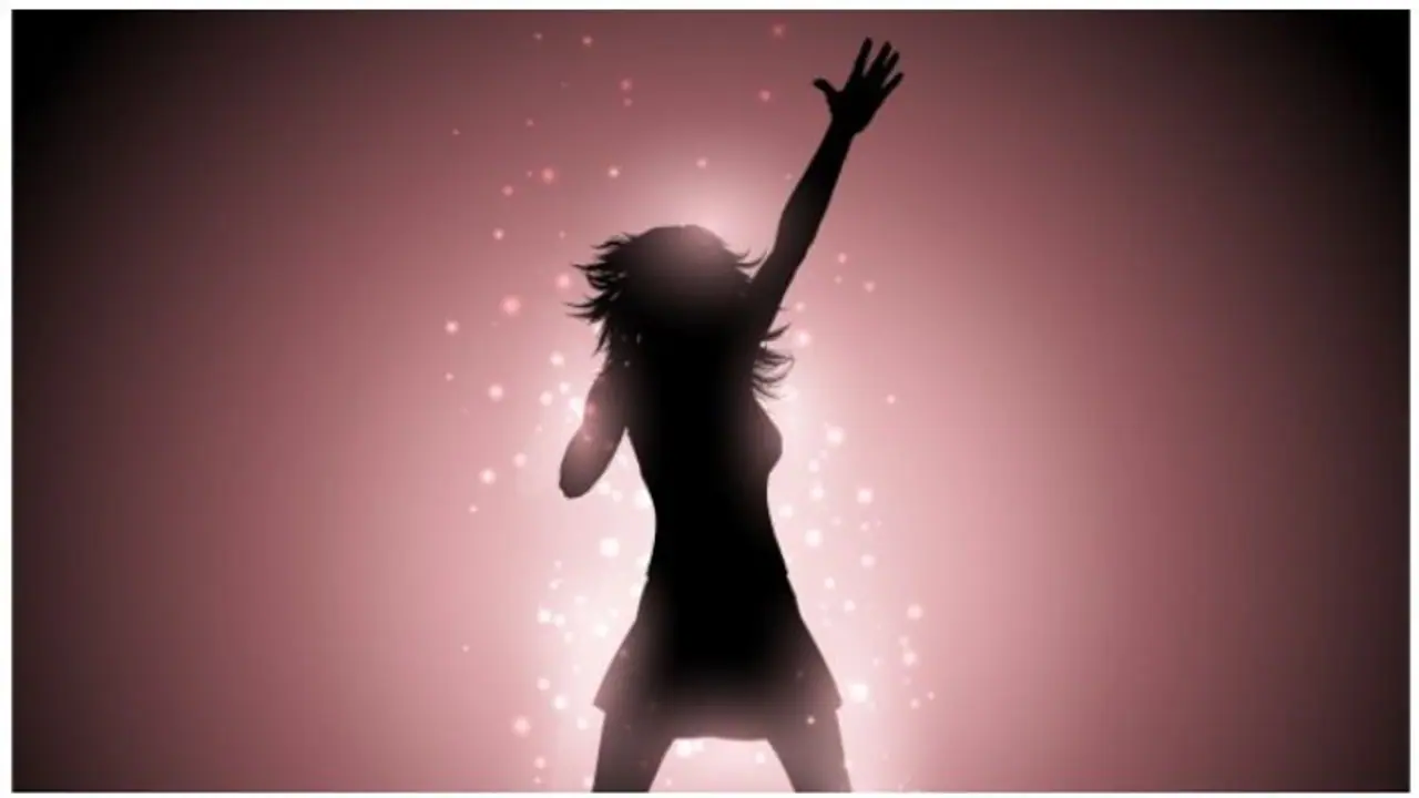 ’என்னை யாரோ என்னவோ செய்கிறார்கள்’...மீண்டும் பகீர் கிளப்பும் பிரபல தமிழ்ப்பாடகி... ’என்னை யாரோ என்னவோ செய்கிறார்கள்’...மீண்டும் பகீர் கிளப்பும் பிரபல தமிழ்ப்பாடகி...