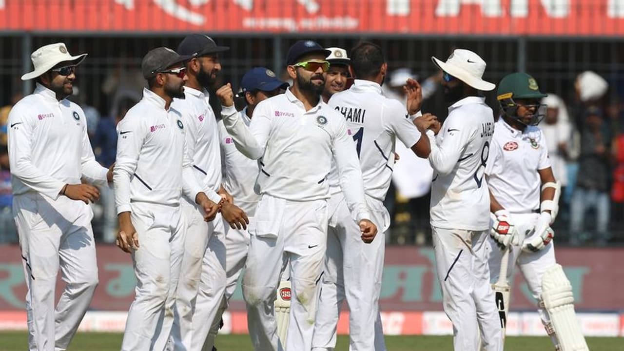 இந்திய அணி இன்னிங்ஸ் வித்தியாசத்தில் அபார வெற்றி.. எந்த அணியும் நெருங்கவே முடியாத உச்சத்தில் இந்தியா இந்திய அணி இன்னிங்ஸ் வித்தியாசத்தில் அபார வெற்றி.. எந்த அணியும் நெருங்கவே முடியாத உச்சத்தில் இந்தியா