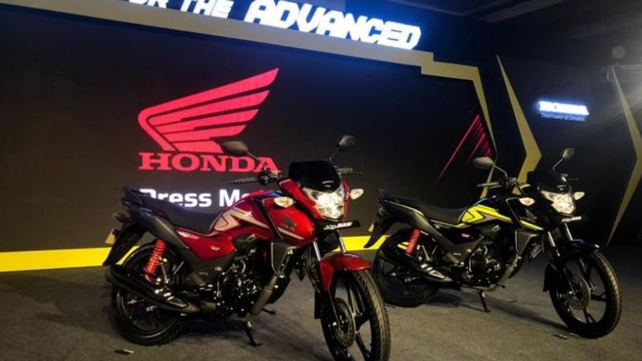 ഇന്ത്യക്കായി പുതിയ 200 സിസി ബൈക്കുമായി ഹോണ്ട; പ്രത്യേകതകളിങ്ങനെ ഇന്ത്യക്കായി പുതിയ 200 സിസി ബൈക്കുമായി ഹോണ്ട; പ്രത്യേകതകളിങ്ങനെ