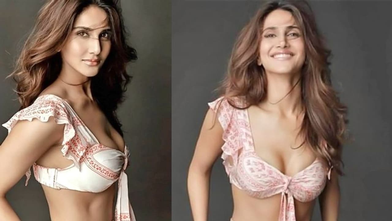 'हरे राम' लिखा बिकिनी टॉप पहनने पर ट्रोल हुई एक्ट्रेस, मचा बवाल तो फौरन हटाई तस्वीर 'हरे राम' लिखा बिकिनी टॉप पहनने पर ट्रोल हुई एक्ट्रेस, मचा बवाल तो फौरन हटाई तस्वीर