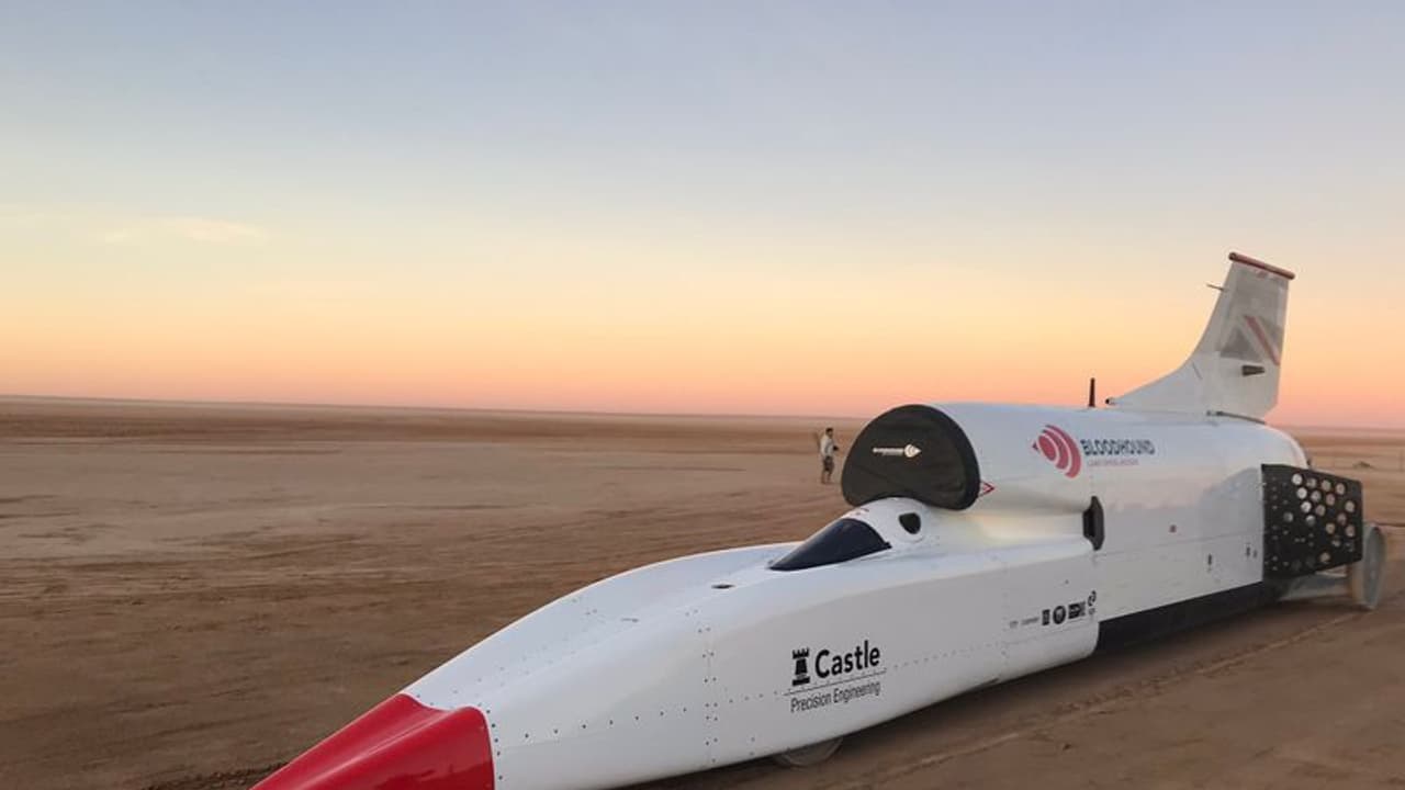 ಗಂಟೆಗೆ 800 ಕಿ.ಮೀ ವೇಗ; ದಾಖಲೆ ಬರೆದ ಬ್ಲಡ್‌ಹೌಂಡ್ ಕಾರು!