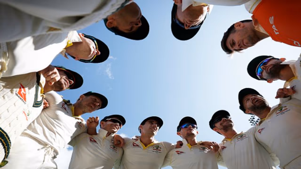 தடை முடிந்து வந்தவரை ஓரங்கட்டிய ஆஸ்திரேலிய அணி.. நியூசிலாந்துக்கு எதிரான டெஸ்ட் தொடருக்கான அணி அறிவிப்பு தடை முடிந்து வந்தவரை ஓரங்கட்டிய ஆஸ்திரேலிய அணி.. நியூசிலாந்துக்கு எதிரான டெஸ்ட் தொடருக்கான அணி அறிவிப்பு