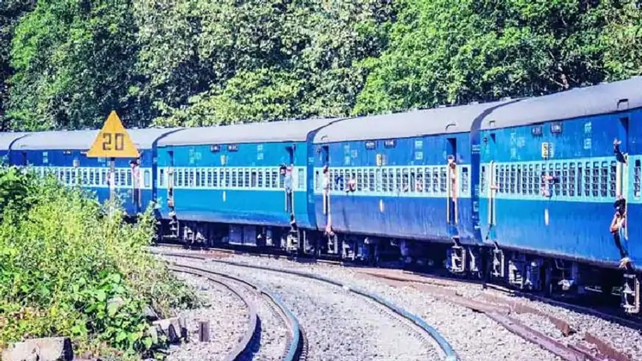 నాందేడ్ ఎక్స్‌ప్రెస్‌లో దోపిడి, రైలు నుండి తోసివేత