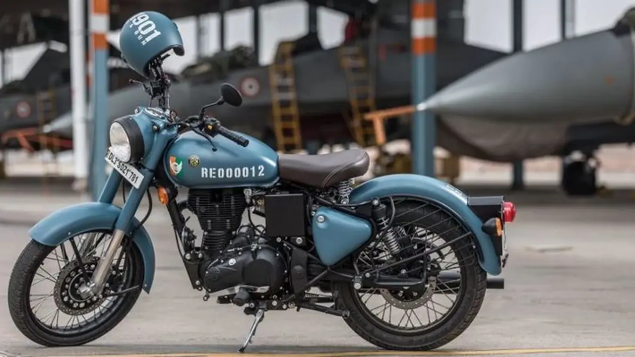 పెరిగిన R E బుల్లెట్ 350 ధరలు.. ఎంతంటే.. పెరిగిన R E బుల్లెట్ 350 ధరలు.. ఎంతంటే..