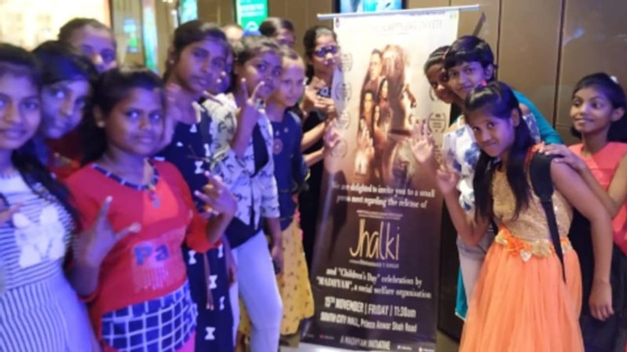 অন্ধকারে আশার আলো, ঝলকি দেখে পথ চলা শুরু মাধ্য়মের অন্ধকারে আশার আলো, ঝলকি দেখে পথ চলা শুরু মাধ্য়মের