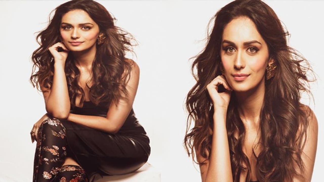 ప్రపంచ సుందరితో స్టార్ హీరో రొమాన్స్.. అదిరిపోయే ఆఫర్! ప్రపంచ సుందరితో స్టార్ హీరో రొమాన్స్.. అదిరిపోయే ఆఫర్!