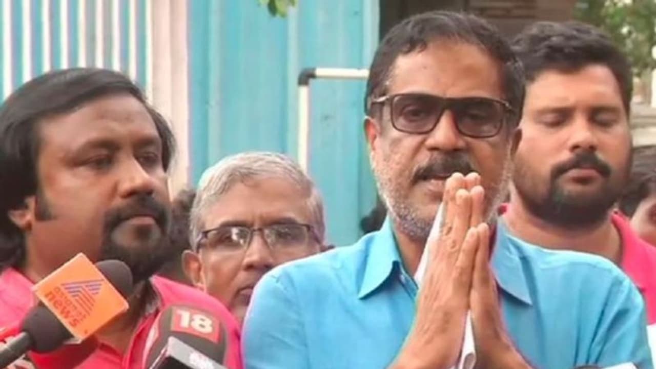 অধ্যাপকের হয়রানির জেরেই আত্মহত্যা, দাবি আইআইটি মাদ্রাসের মৃত ছাত্রীর বাবার