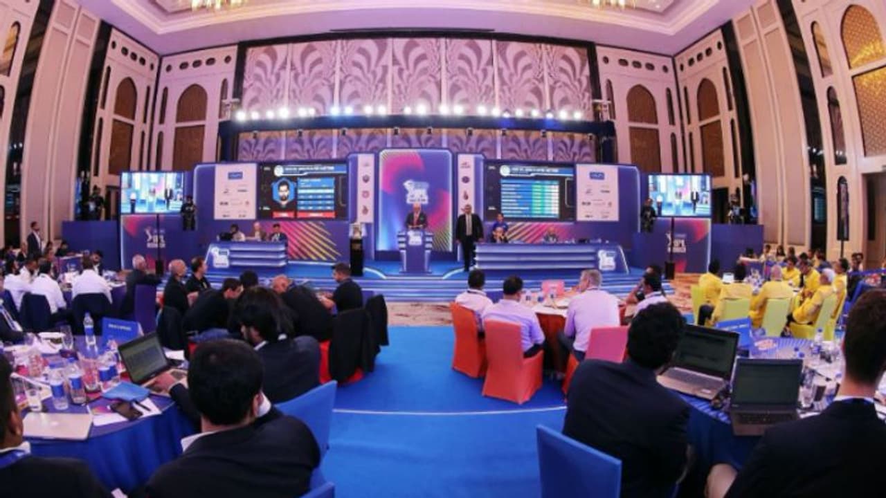 IPL ಹರಾಜಿನಲ್ಲಿರುವ ಆಟಗಾರರ ಅಂತಿಮ ಪಟ್ಟಿ; ಉದಯೋನ್ಮುಖ ಕ್ರಿಕೆಟಿಗರ ಪೈಪೋಟಿ! IPL ಹರಾಜಿನಲ್ಲಿರುವ ಆಟಗಾರರ ಅಂತಿಮ ಪಟ್ಟಿ; ಉದಯೋನ್ಮುಖ ಕ್ರಿಕೆಟಿಗರ ಪೈಪೋಟಿ!