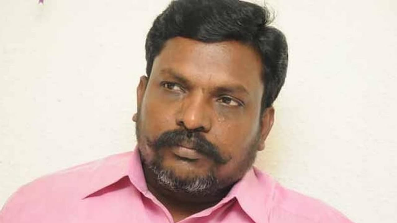 அவர பிடிச்சு உள்ள போடுங்க !! திருமாவளவன் மீது இந்து முன்னணி புகார் !! அவர பிடிச்சு உள்ள போடுங்க !! திருமாவளவன் மீது இந்து முன்னணி புகார் !!