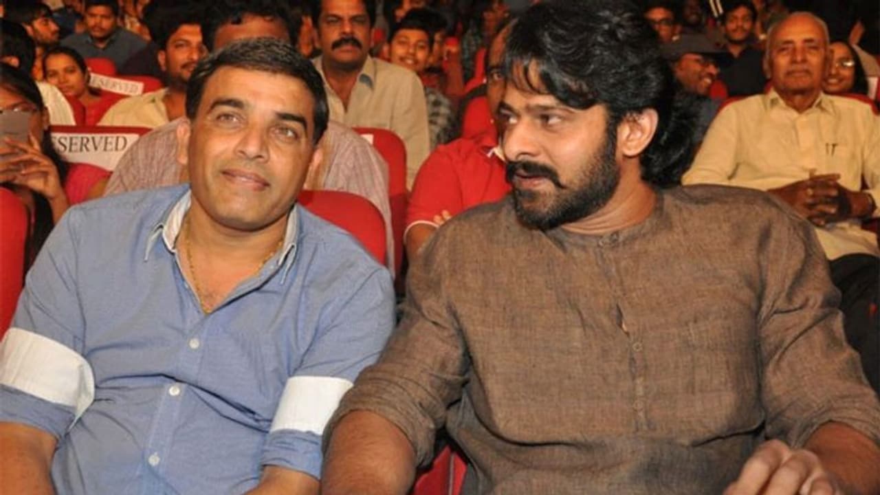 దిల్ రాజుకి ప్రభాస్ టెన్షన్, రాత్రింబవళ్లూ అదే ఆలోచన! దిల్ రాజుకి ప్రభాస్ టెన్షన్, రాత్రింబవళ్లూ అదే ఆలోచన!