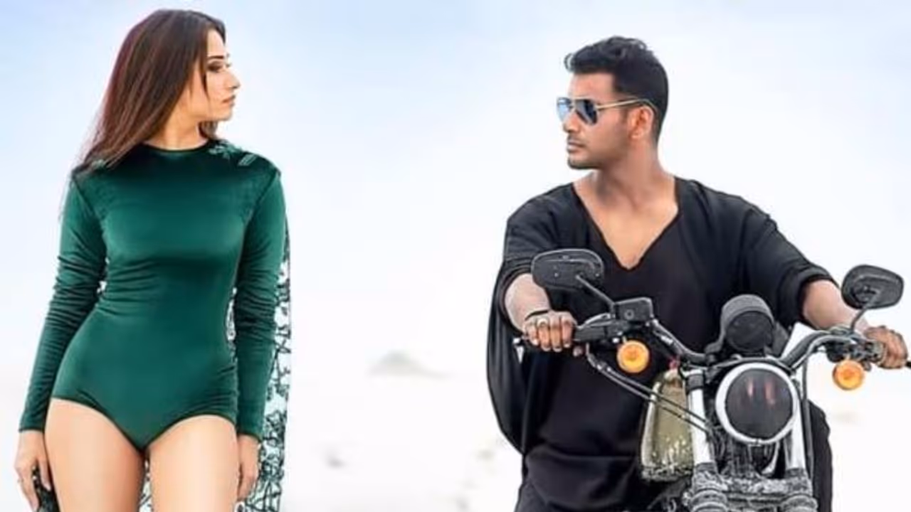 சோலேவா ரிலீஸ் ஆகி கெத்து காட்டும் "ஆக்ஷன்"... முதல் நாள் வசூல் எவ்வளவு தெரியுமா? சோலேவா ரிலீஸ் ஆகி கெத்து காட்டும் "ஆக்ஷன்"... முதல் நாள் வசூல் எவ்வளவு தெரியுமா?