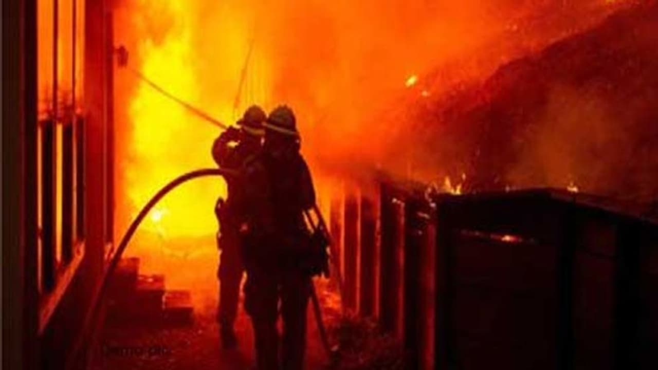 ಸಿಲಿಂಡರ್‌ ಸ್ಫೋಟ, ಬಾಲಕಿಗೆ ಗಾಯ, ತಪ್ಪಿದ ಭಾರೀ ದುರಂತ