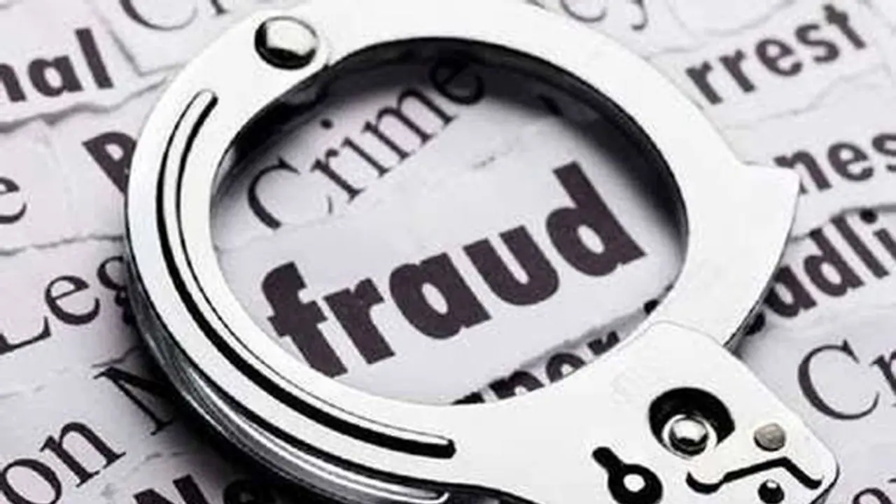 ഉടമസ്ഥൻ ചമഞ്ഞ് തട്ടിപ്പ്; ഓൺലൈനിൽ വാടക വീട് അന്വേഷിച്ച യുവതിക്ക് നഷ്ടമായത് 20,000 രൂപ ഉടമസ്ഥൻ ചമഞ്ഞ് തട്ടിപ്പ്; ഓൺലൈനിൽ വാടക വീട് അന്വേഷിച്ച യുവതിക്ക് നഷ്ടമായത് 20,000 രൂപ