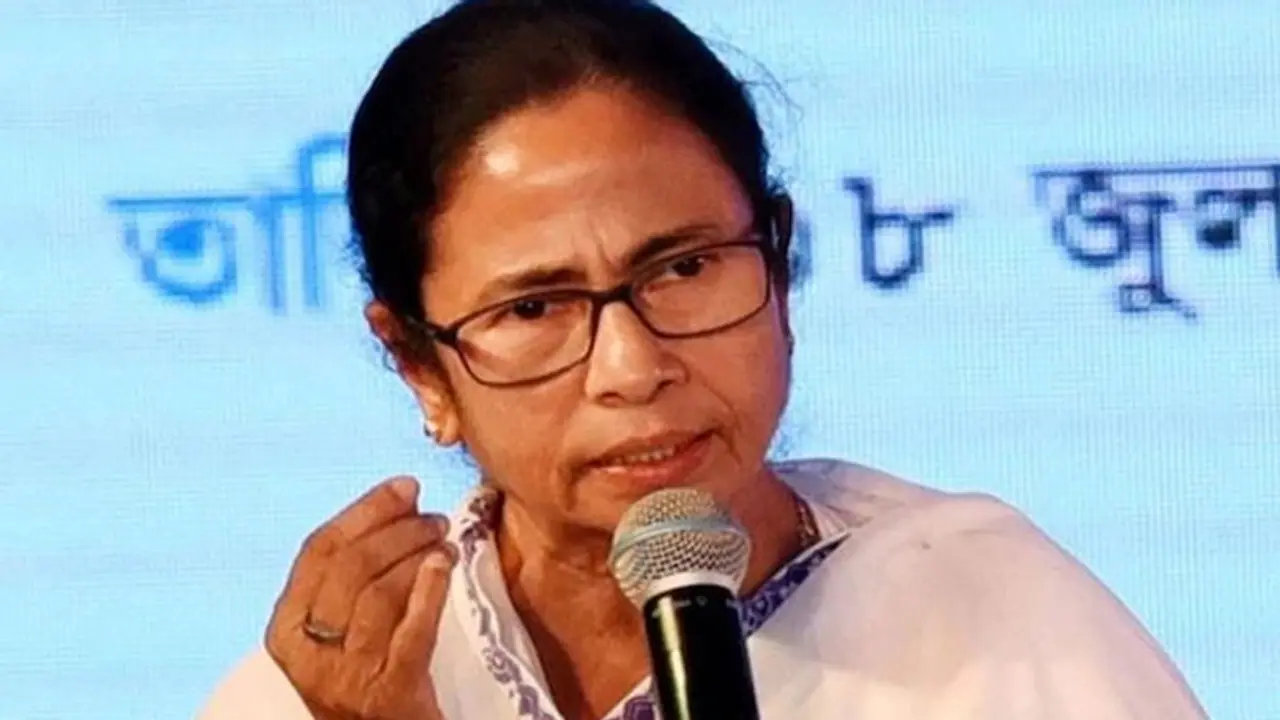 जानें क्यों जनमत संग्रह बयान पर ममता ने लिया यू-टर्न