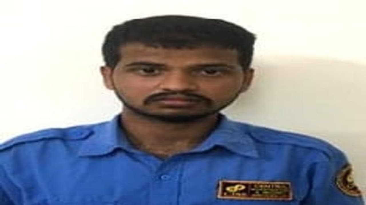 ಉಡುಪಿ: ಮಹಿಳೆಯರ ದೇಹ ಸ್ಪರ್ಶಿಸಿ ಪರಾರಿಯಾಗ್ತಿದ್ದ ಬೀದಿ ಕಾಮಣ್ಣ ಸೆರೆ ಉಡುಪಿ: ಮಹಿಳೆಯರ ದೇಹ ಸ್ಪರ್ಶಿಸಿ ಪರಾರಿಯಾಗ್ತಿದ್ದ ಬೀದಿ ಕಾಮಣ್ಣ ಸೆರೆ