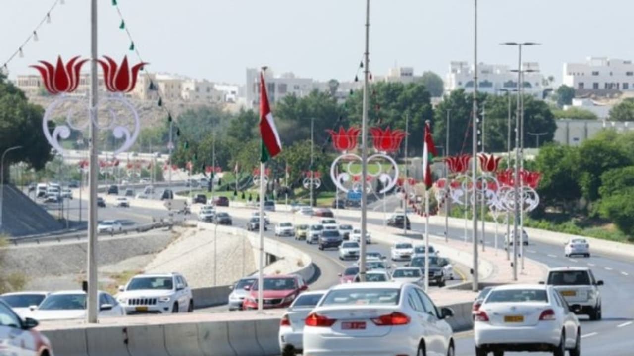 ഒമാന് ദേശീയദിനം: അവധി പ്രഖ്യാപിച്ചു ഒമാന് ദേശീയദിനം: അവധി പ്രഖ്യാപിച്ചു