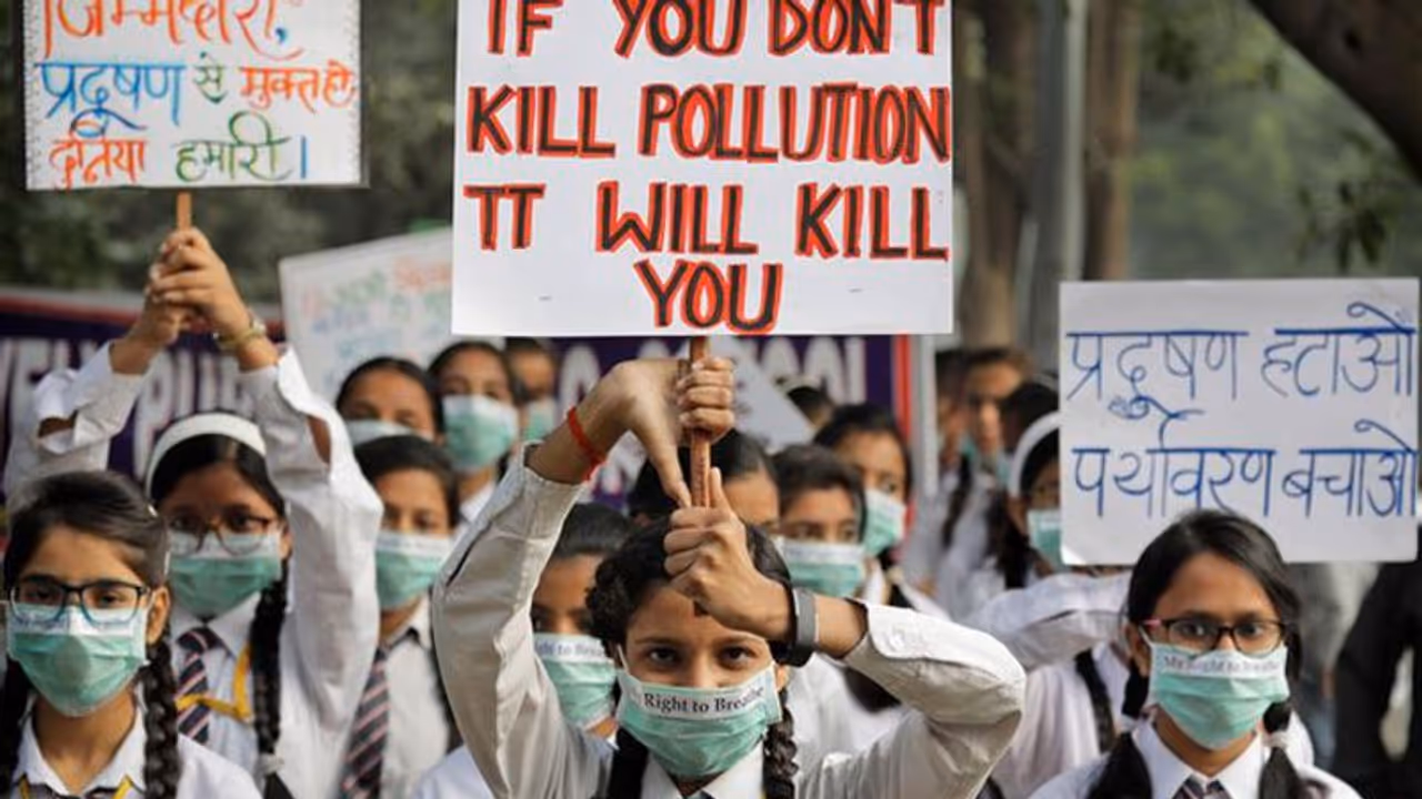 ലോകത്തിലെ ഏറ്റവും മലിനമായ 20 നഗരങ്ങളുടെ പട്ടികയിൽ ഇന്ത്യയിലെ 14 നഗരങ്ങള്, കുട്ടികള് നേരിടാന് പോകുന്നത് ഗുരുതര ആരോഗ്യപ്രശ്നങ്ങളെന്ന് പഠനം ലോകത്തിലെ ഏറ്റവും മലിനമായ 20 നഗരങ്ങളുടെ പട്ടികയിൽ ഇന്ത്യയിലെ 14 നഗരങ്ങള്, കുട്ടികള് നേരിടാന് പോകുന്നത് ഗുരുതര ആരോഗ്യപ്രശ്നങ്ങളെന്ന് പഠനം