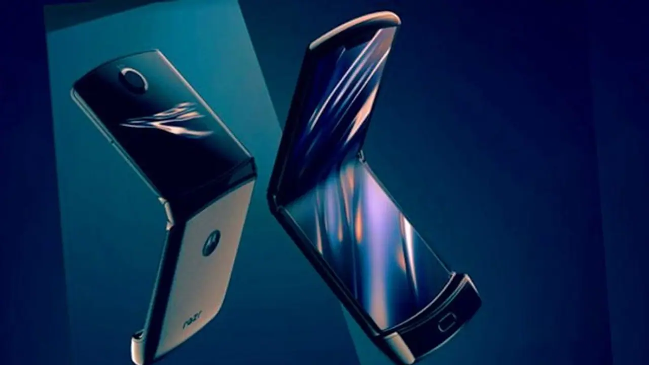 ফোল্ডেবল ডিসপ্লে নিয়ে হাজির 'মোটো রেজার ২০১৯ ', দেখুন নয়া ফিচারগুলি ফোল্ডেবল ডিসপ্লে নিয়ে হাজির 'মোটো রেজার ২০১৯ ', দেখুন নয়া ফিচারগুলি