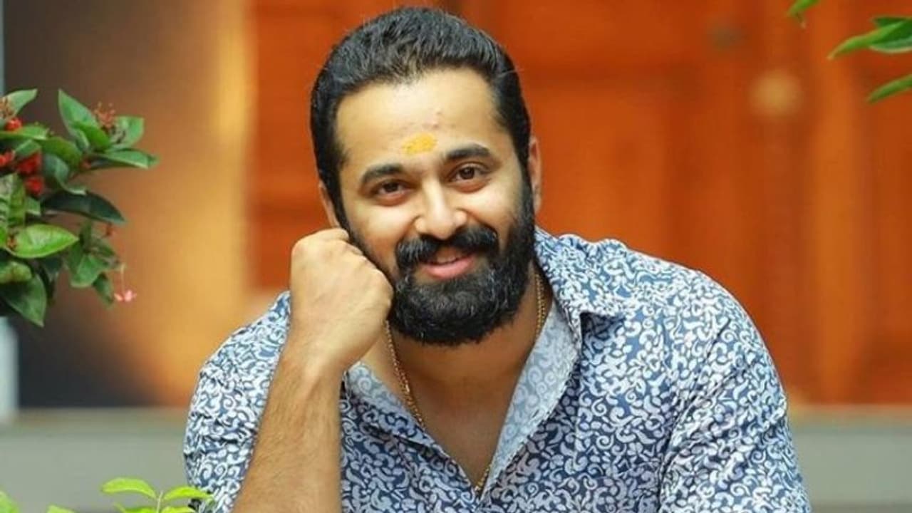 'സമൂഹമാധ്യമങ്ങളില് നിന്ന് അവധിയെടുക്കുന്നു'; കാരണം പറഞ്ഞ് ഉണ്ണി മുകുന്ദന് 'സമൂഹമാധ്യമങ്ങളില് നിന്ന് അവധിയെടുക്കുന്നു'; കാരണം പറഞ്ഞ് ഉണ്ണി മുകുന്ദന്