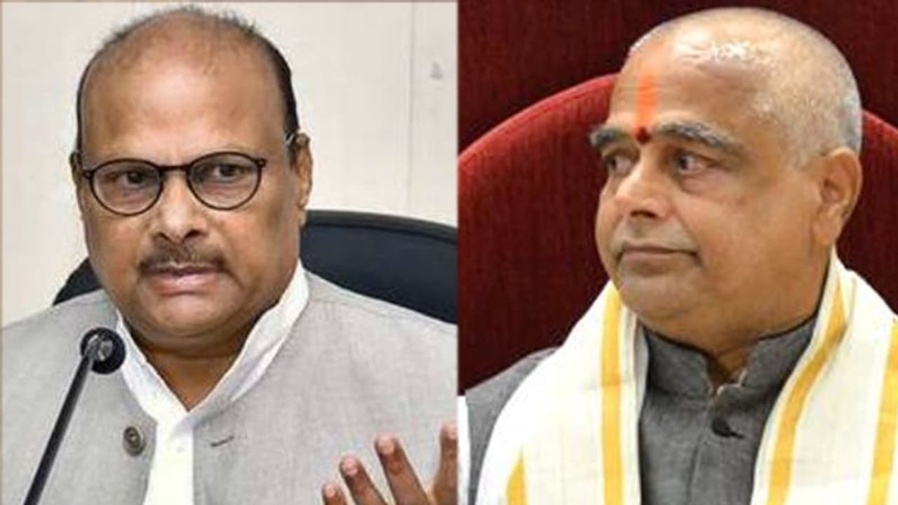 స్పీకర్ స్థానంలో ఉండి ఆ మాటలేంటీ: తమ్మినేనికి యనమల ఘాటు లేఖ