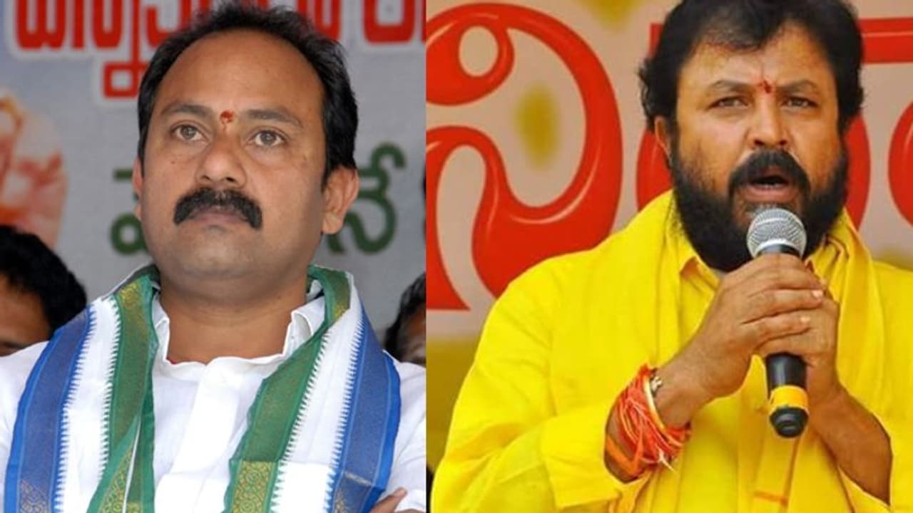 కేసులు ఎవరు పెట్టారో చంద్రబాబును అడగండి: చింతమనేనికి ఆళ్లనాని సూచన కేసులు ఎవరు పెట్టారో చంద్రబాబును అడగండి: చింతమనేనికి ఆళ్లనాని సూచన
