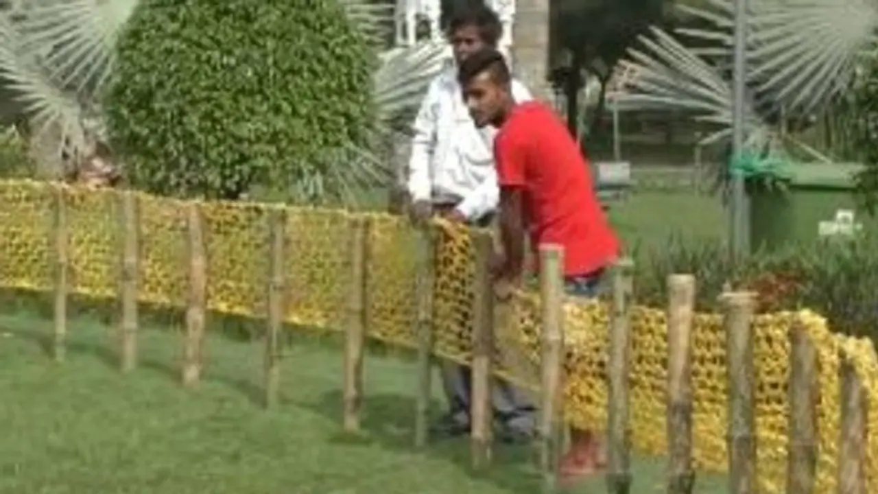 নেপথ্য়ে শিশুমৃত্য়ু, জাল দিয়ে ঘিরে ফেলা হল ইকোপার্কের জলাশয় নেপথ্য়ে শিশুমৃত্য়ু, জাল দিয়ে ঘিরে ফেলা হল ইকোপার্কের জলাশয়