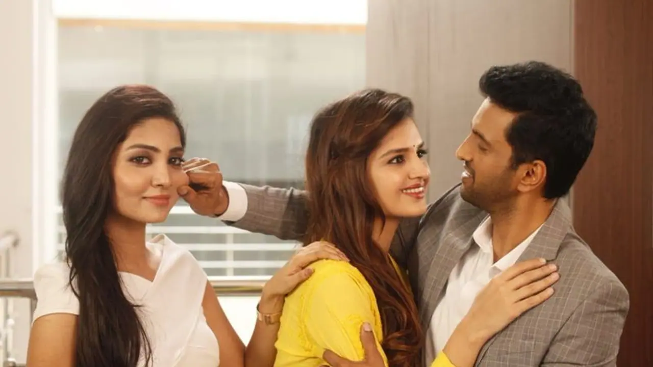 "யப்பா... என்னா ஸ்பீடு!"... புதிய படத்தை ஒரே கட்டமாக நடித்து முடித்து ஆச்சரியப்படுத்திய சந்தானம்! "யப்பா... என்னா ஸ்பீடு!"... புதிய படத்தை ஒரே கட்டமாக நடித்து முடித்து ஆச்சரியப்படுத்திய சந்தானம்!