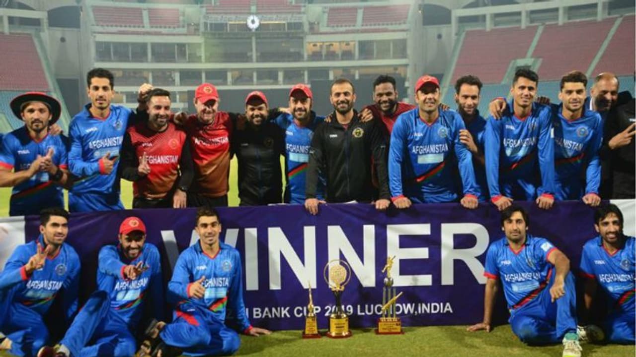 வெஸ்ட் இண்டீஸை வீழ்த்தி டி20 தொடரை வென்றது ஆஃப்கானிஸ்தான் வெஸ்ட் இண்டீஸை வீழ்த்தி டி20 தொடரை வென்றது ஆஃப்கானிஸ்தான்