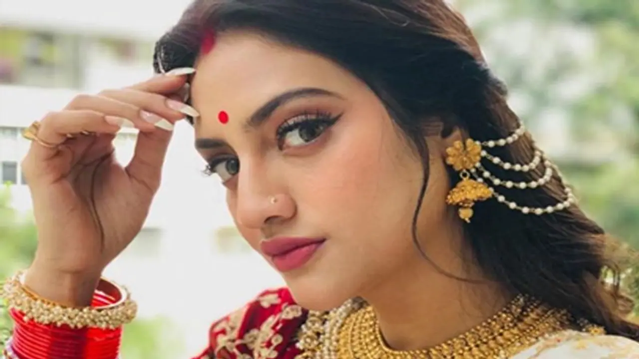 নিখিলের জন্মদিনেই আচমকা অসুস্থ নুসরত, ঘুমের ওষুধ খাওয়া নিয়ে জল্পনা তুঙ্গে নিখিলের জন্মদিনেই আচমকা অসুস্থ নুসরত, ঘুমের ওষুধ খাওয়া নিয়ে জল্পনা তুঙ্গে