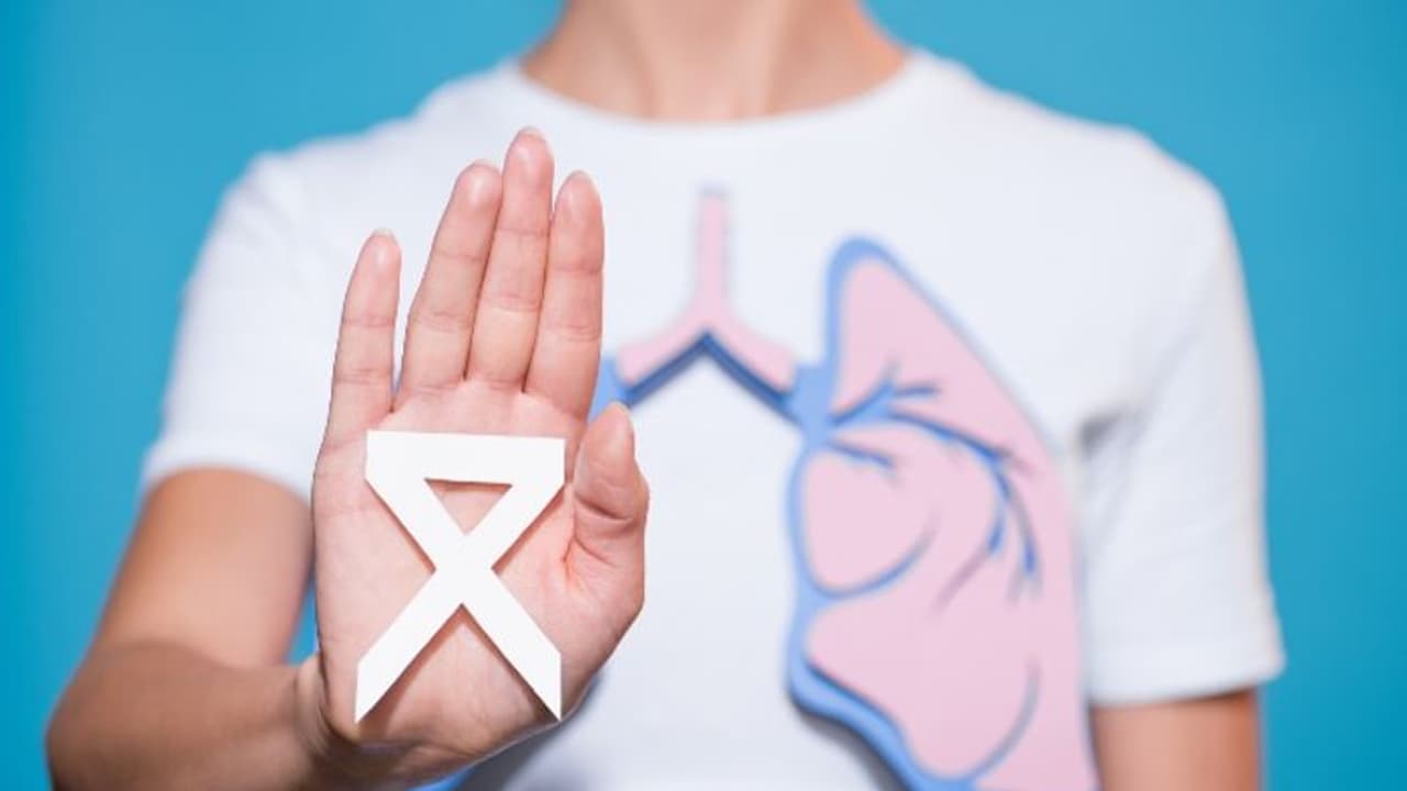 പുകവലിയല്ലാതെ ശ്വാസകോശാര്ബുദം അഥവാ ലംഗ് ക്യാൻസറിന് കാരണമാകുന്ന കാര്യം... പുകവലിയല്ലാതെ ശ്വാസകോശാര്ബുദം അഥവാ ലംഗ് ക്യാൻസറിന് കാരണമാകുന്ന കാര്യം...