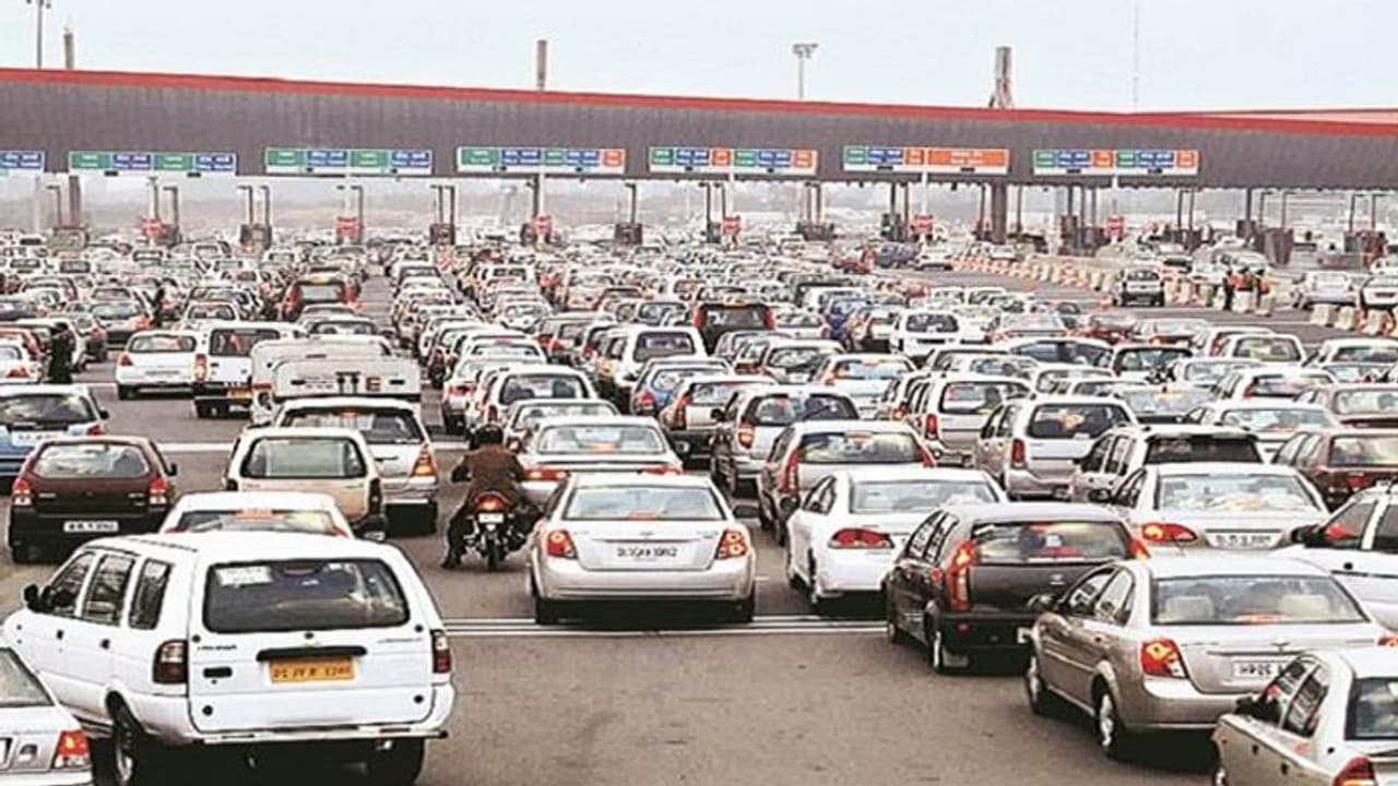 FASTag ನಿಯಮ ಮತ್ತಷ್ಟು ಕಠಿಣ, 2021ರ ಜನವರಿಯಿಂದ ಹೊಸ ನಿಯಮ ಜಾರಿ! FASTag ನಿಯಮ ಮತ್ತಷ್ಟು ಕಠಿಣ, 2021ರ ಜನವರಿಯಿಂದ ಹೊಸ ನಿಯಮ ಜಾರಿ!