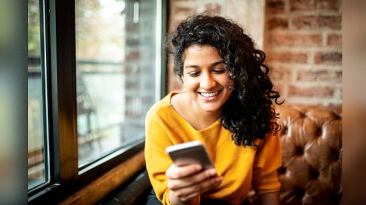 মোবাইলের নেশায় আসক্তি, অ্যাপেই মিলবে সমাধান মোবাইলের নেশায় আসক্তি, অ্যাপেই মিলবে সমাধান