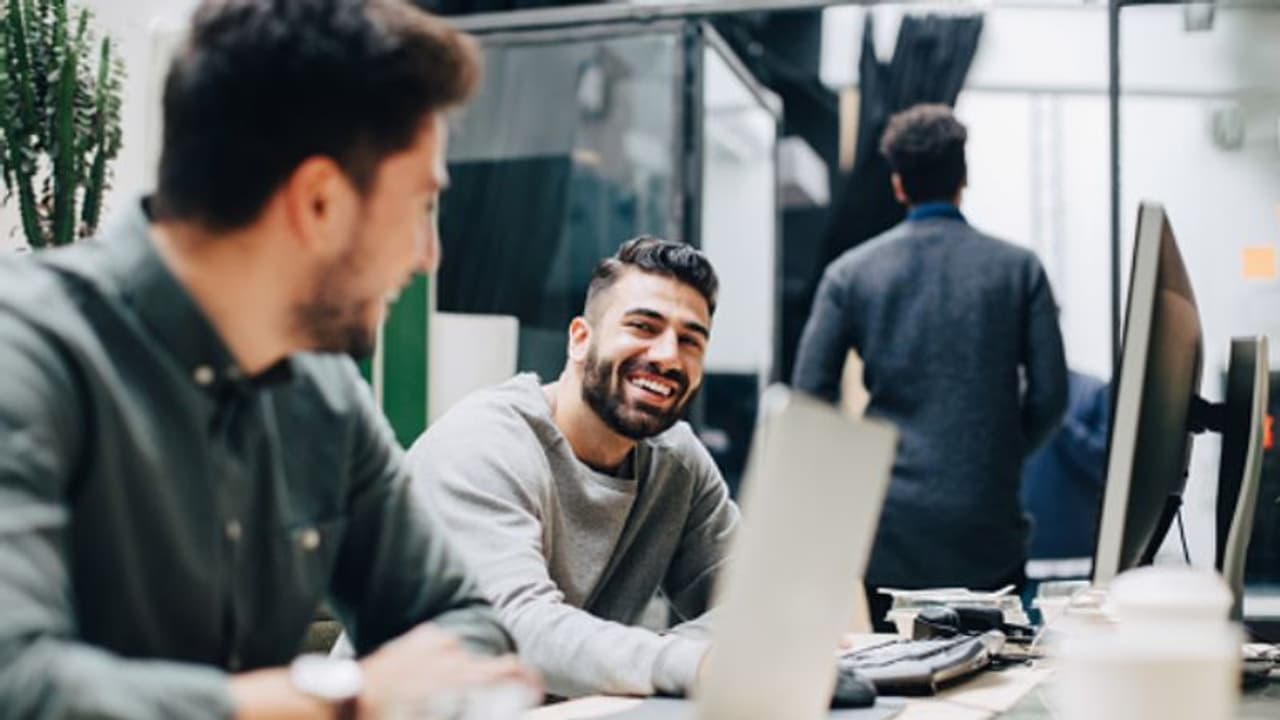 এই রাশির পুরুষদের বেশি পছন্দ করেন মহিলারা এই রাশির পুরুষদের বেশি পছন্দ করেন মহিলারা