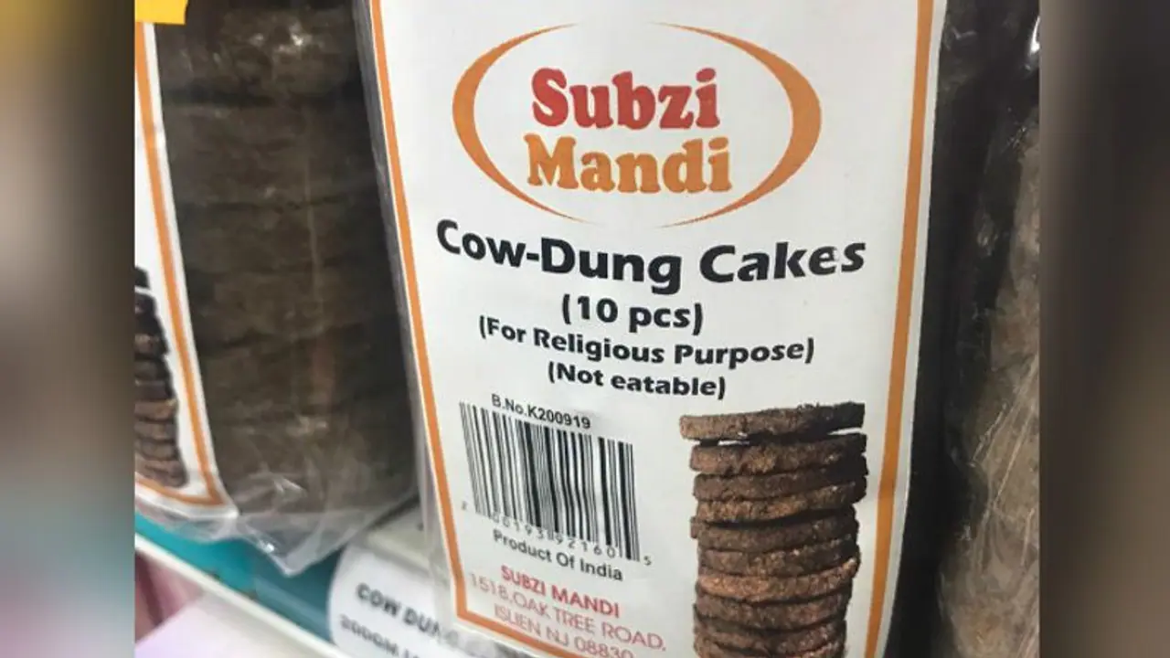 अमेरिका में किराना स्टोर पर बिक रहे गाय के गोबर से बने कंडे; कीमत जानकर हो जाएंगे हैरान अमेरिका में किराना स्टोर पर बिक रहे गाय के गोबर से बने कंडे; कीमत जानकर हो जाएंगे हैरान