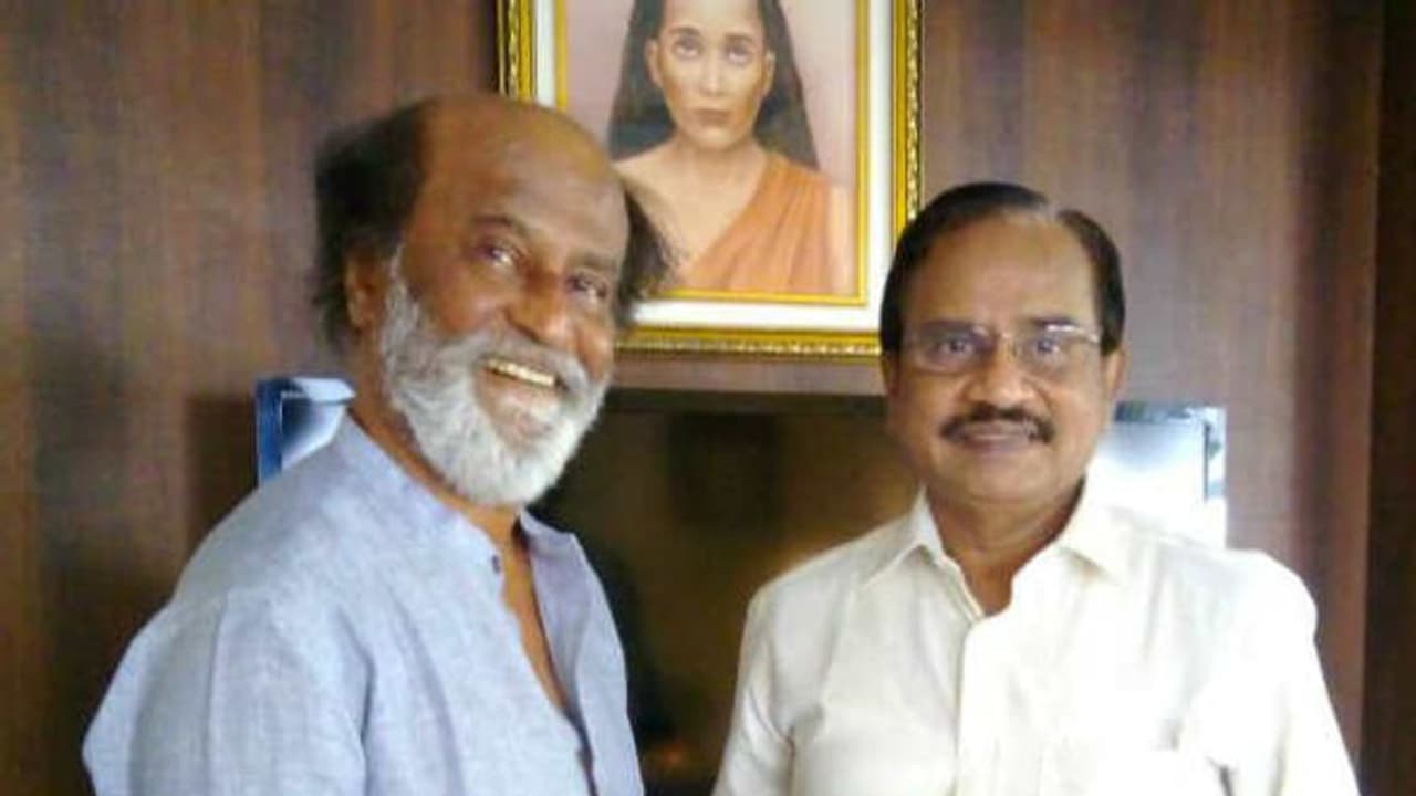 தமிழருவி மணியன் போய் சேரும் இடம் தேறாது.! அவர் பேச்சைக்கேட்டால் ரஜினி ஜீரோ தான். கார்த்திசிதம்பரம் .!!