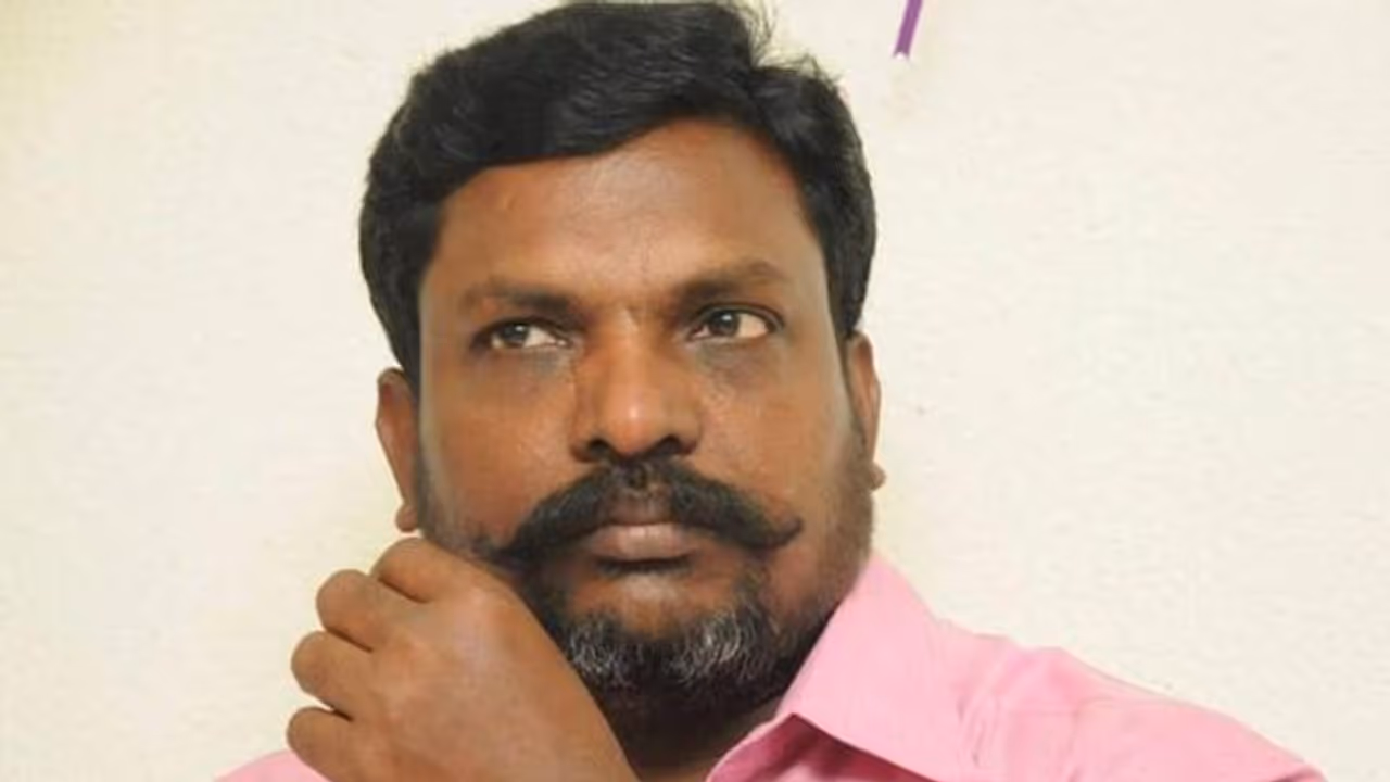 தனியார் செய்தி தொலைக்காட்சி ஊடகவியலாளர்களை குறி வைக்கும் சனாதன பயங்கரவாதிகள்! திருமாவளவன் அறிக்கை ..! தனியார் செய்தி தொலைக்காட்சி ஊடகவியலாளர்களை குறி வைக்கும் சனாதன பயங்கரவாதிகள்! திருமாவளவன் அறிக்கை ..!