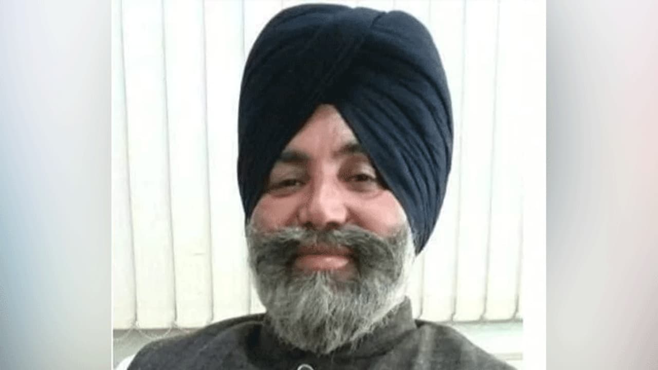 अकाली नेता को बर्बरता से उतारा मौत के घाट, पहले दागी 16 गोलियां फिर काट दिए दोनों पैर अकाली नेता को बर्बरता से उतारा मौत के घाट, पहले दागी 16 गोलियां फिर काट दिए दोनों पैर