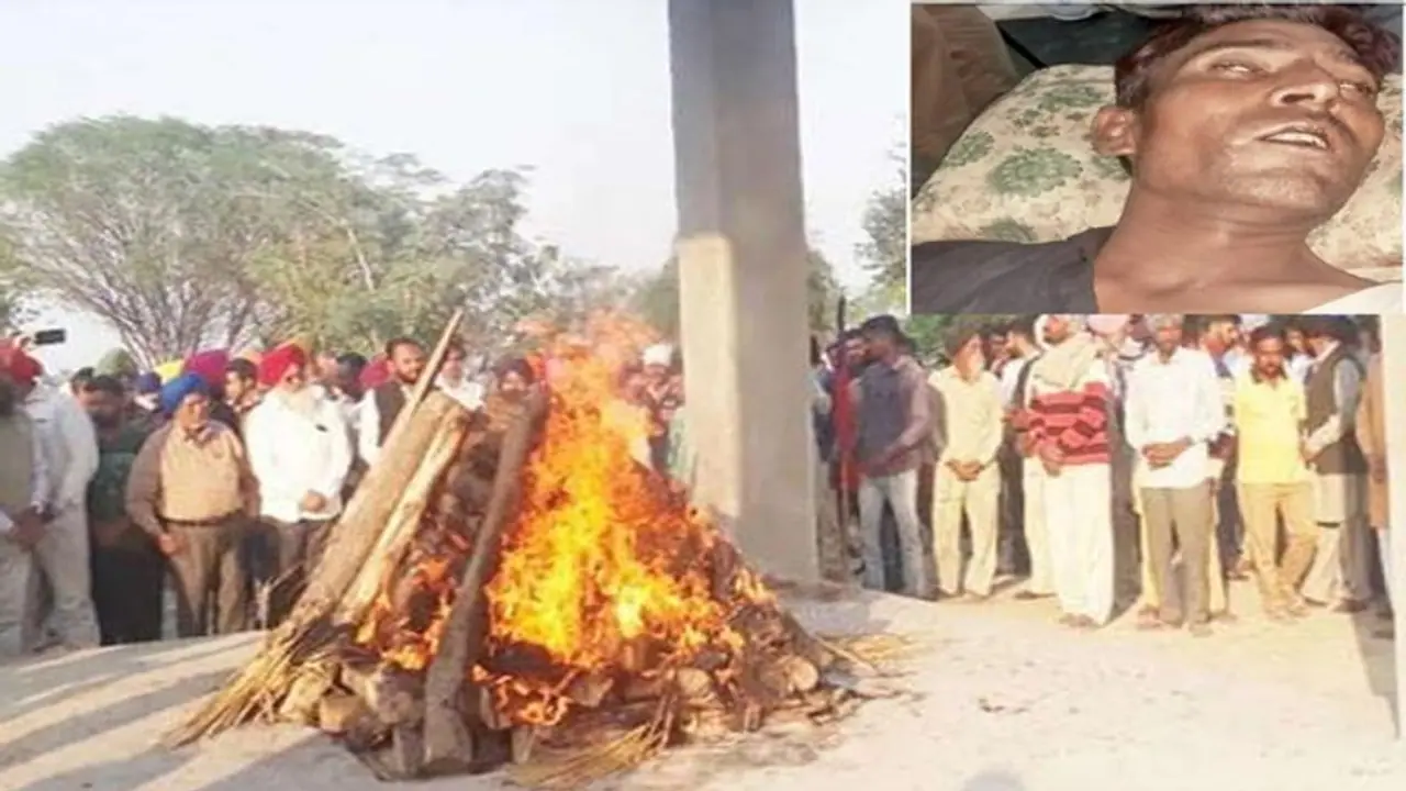 पेशाब पीने के लिए मजबूर हुआ था दलित, मौत के चार दिन बाद हुआ अंतिम संस्कार पेशाब पीने के लिए मजबूर हुआ था दलित, मौत के चार दिन बाद हुआ अंतिम संस्कार