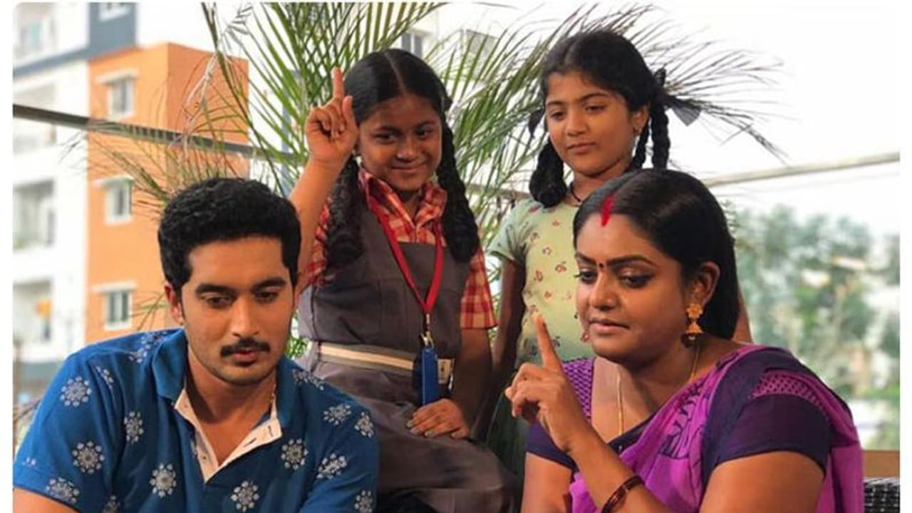 కార్తీక దీపం( నవంబర్ 27) దీప, కార్తీక్ లను కలిపేందుకు హిమ, శౌర్య ప్లాన్ కార్తీక దీపం( నవంబర్ 27) దీప, కార్తీక్ లను కలిపేందుకు హిమ, శౌర్య ప్లాన్