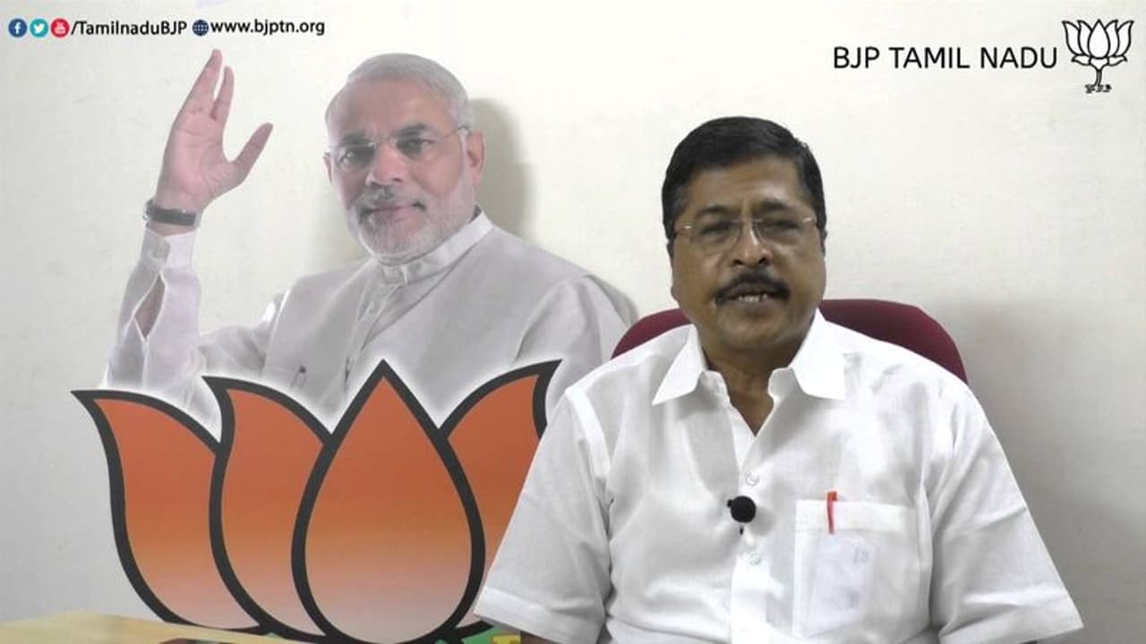 அதிமுகவுக்கு தில் இருந்தால் நேரடியாக தேர்தலை சந்தியுங்கள்...!! எக்கச்சக்கமாக போட்டுத்தள்ளிய பாஜக..!!